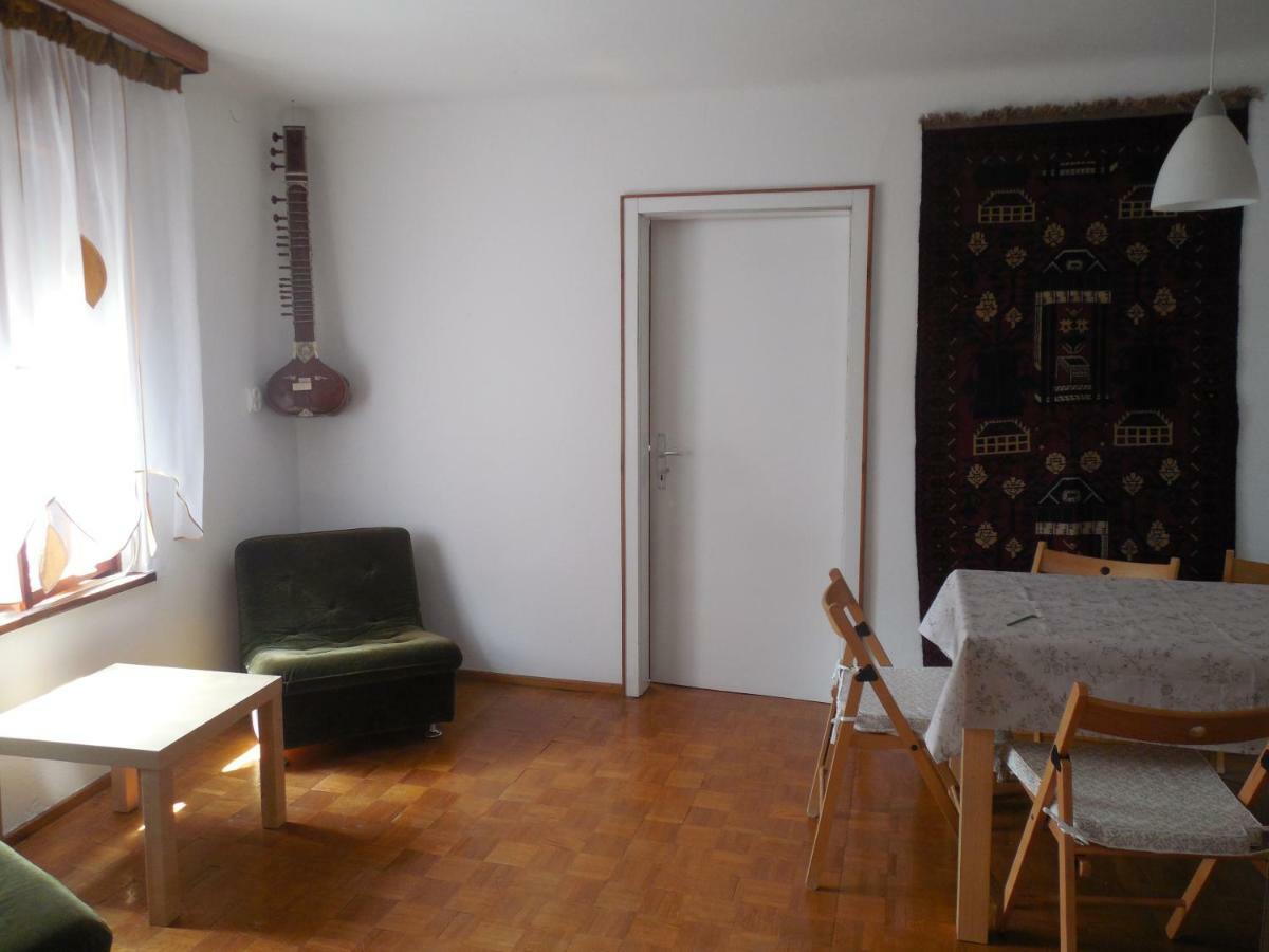 Cafe Vielharmonie Apart-pension Apartment